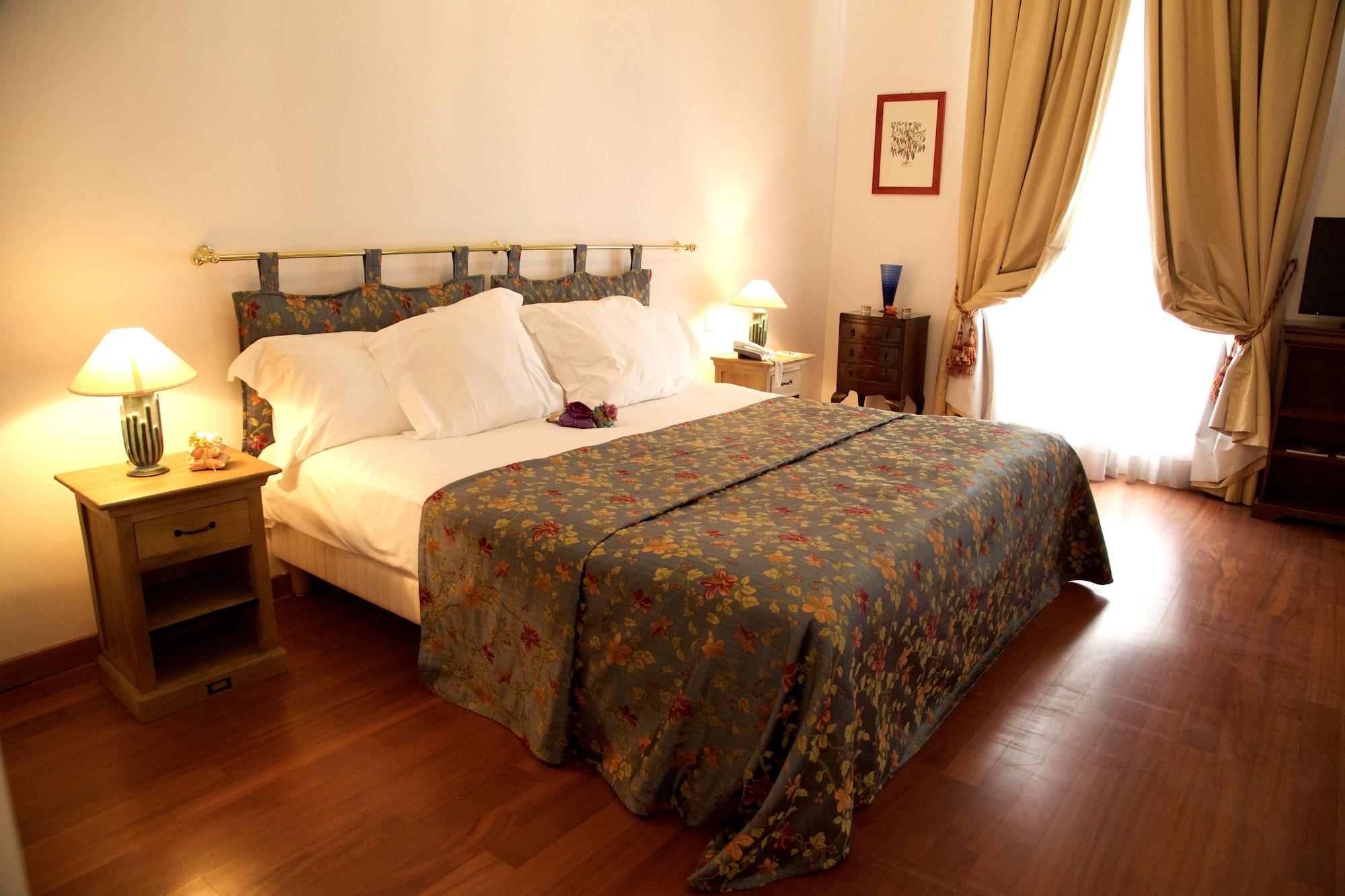 מנטון Grand Hotel Des Ambassadeurs מראה חיצוני תמונה