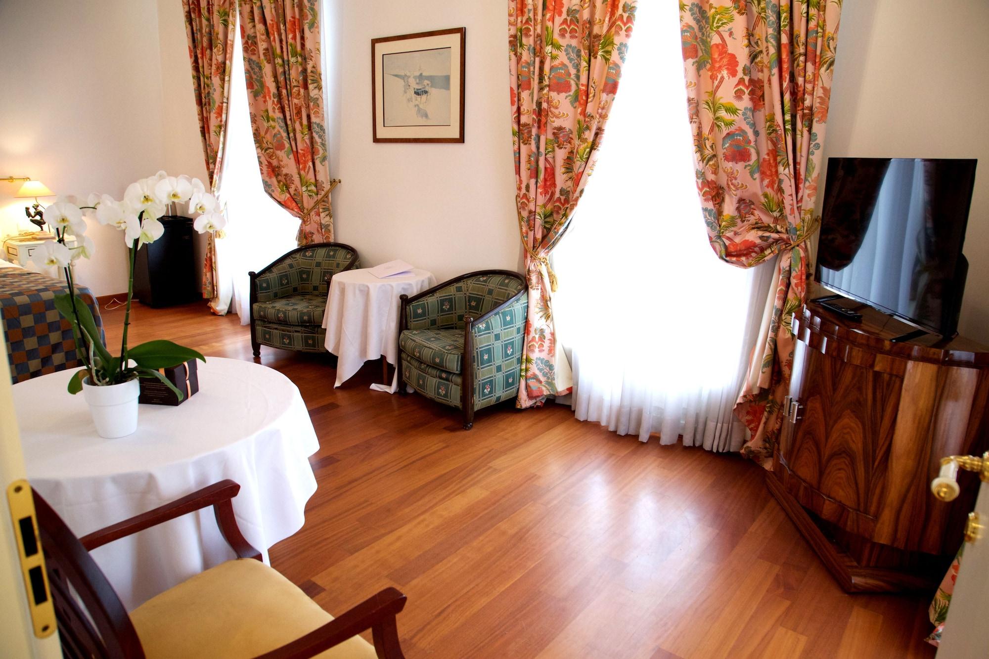 מנטון Grand Hotel Des Ambassadeurs מראה חיצוני תמונה