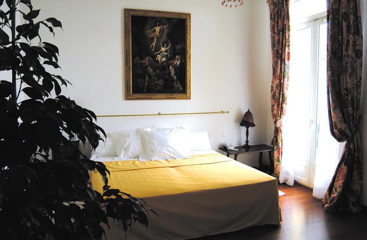 מנטון Grand Hotel Des Ambassadeurs מראה חיצוני תמונה