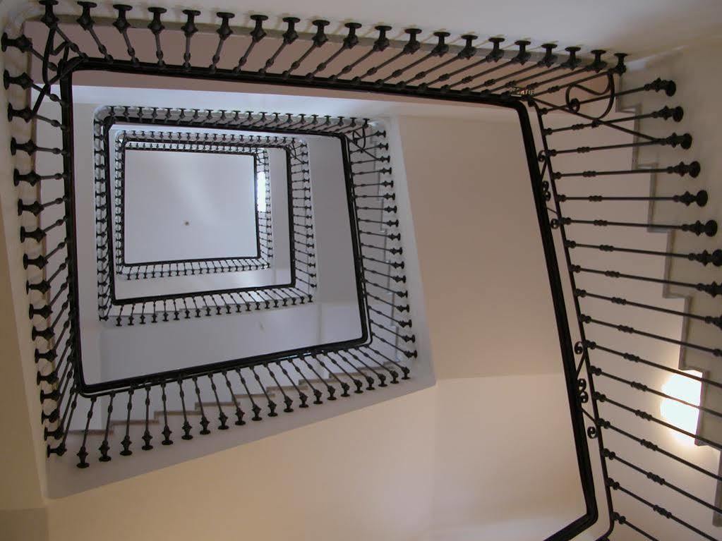 מנטון Grand Hotel Des Ambassadeurs מראה חיצוני תמונה